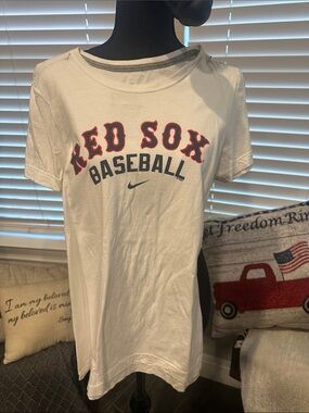 Nike White Tee with Red and Navy Team Graphic